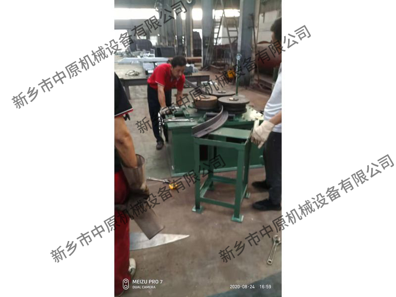 角鋼彎曲機(jī) 角鋼彎曲機(jī)